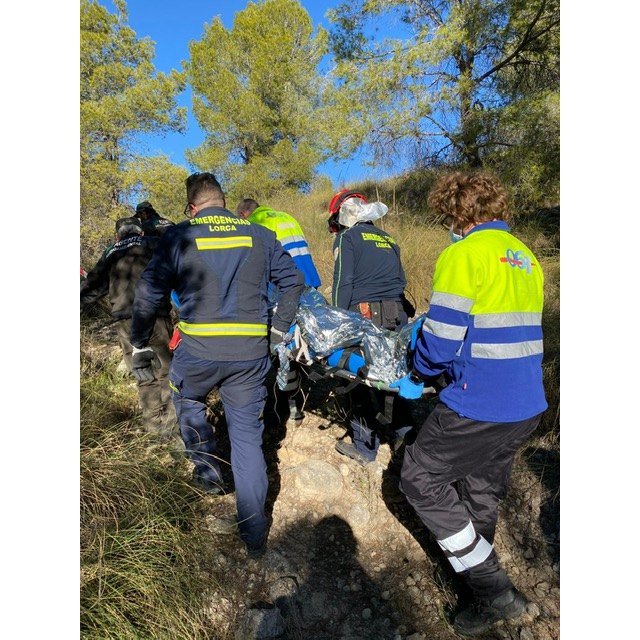 Rescatada una senderista tras sufrir un accidente en el pantano de Puentes que le provocó una fractura de tibia - 1, Foto 1