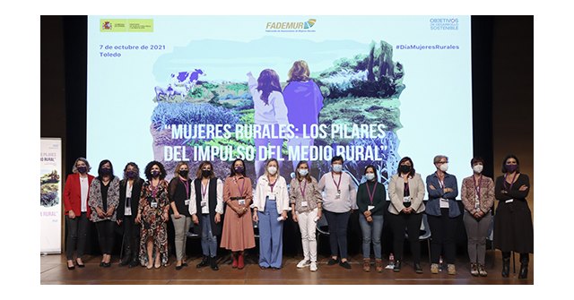 Mujeres rurales de diferentes comunidades autónomas llegadas a Toledo para celebrar el Día Internacional de las Mujeres Rurales el pasado mes de octubre., Foto 1