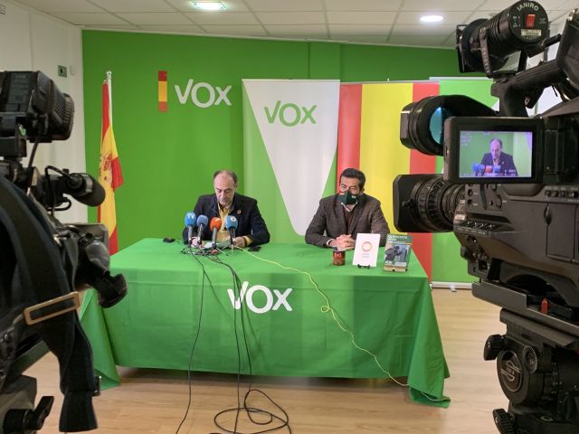 VOX Murcia presenta recurso ante el TSJ por la obligación de exigir el pasaporte COVID - 1, Foto 1