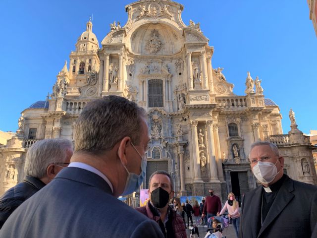 Los murcianos podrán contemplar de cerca la restauración de la fachada de la catedral - 2, Foto 2