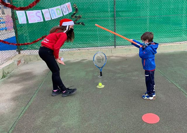 Las Torres entre Raquetas celebra un año más su fiesta solidaria de Navidad a beneficio de las asociaciones locales - 4, Foto 4