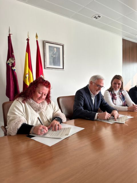 Torre Pacheco duplica la subvención a la Asociación de Transporte Universitario - 2, Foto 2