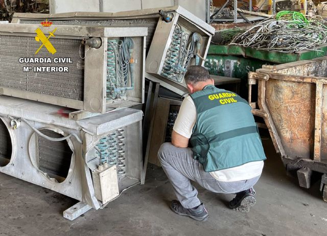 Desmantelan un grupo delictivo que sustraía material metálico - 2, Foto 2