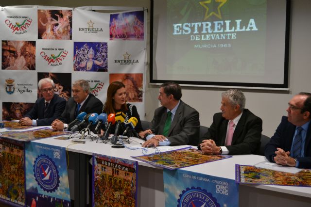 La alcaldesa de Águilas aplaude el trabajo de peñas y carnavaleros en la presentación oficial del Carnaval - 2, Foto 2