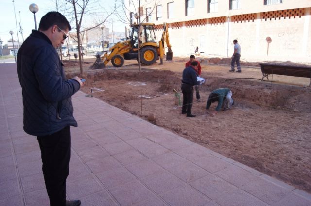 Triptolemos build a park on the first green and recreational space for children in this area of ​​town, Foto 5