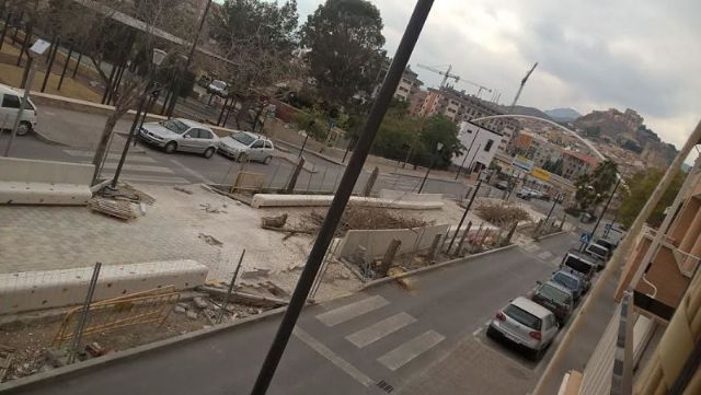 Ciudadanos critica un nuevo arboricidio en Lorca: La Avenida Rafael Maroto - 2, Foto 2