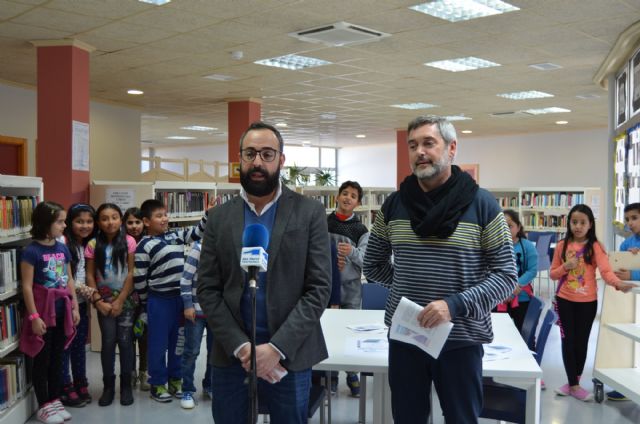 La biblioteca de San Javier echa imaginación al invierno con un propuestas innovadoras como la de “reservar un bibliotecario” - 2, Foto 2
