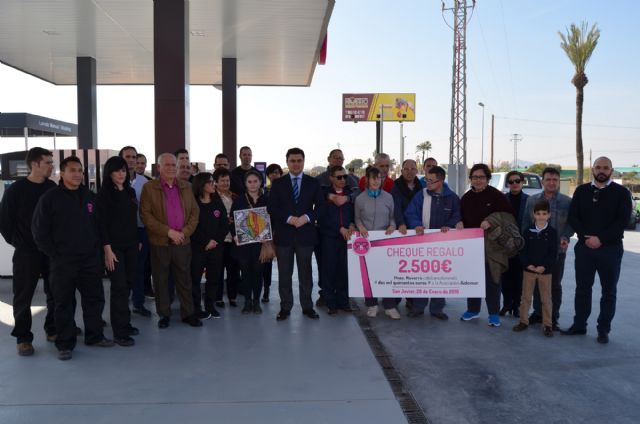 El alcalde destaca la creación de empleo que generan las nuevas inversiones como la gasolinera inaugurada hoy - 2, Foto 2
