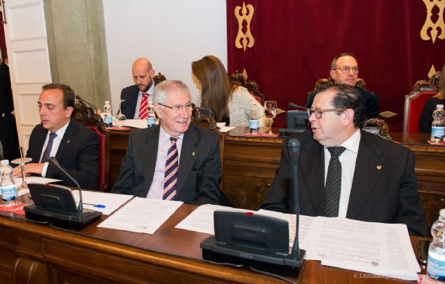 El pleno pide la conexión directa de pasajeros y mercancías con Alicante - 2, Foto 2