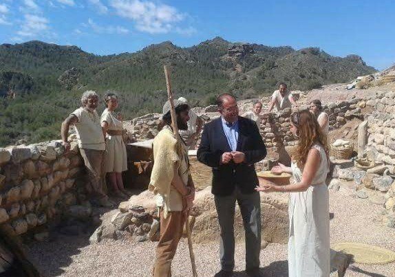 El concejal de Yacimientos denuncia que las mentiras, medias verdades y ataques (golpes bajos y puñaladas por las espalda) funcionan sin pudor alguno en el tema de La Bastida, Foto 1