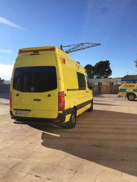 Recepcionan el nuevo vehículo para emergencias sanitarias Ambulancia tipo UVI móvil para el Ayuntamiento de Totana - 3, Foto 3