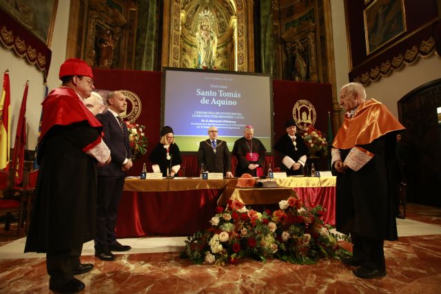 La ciencia siempre debe estar orientada por la ética - 2, Foto 2