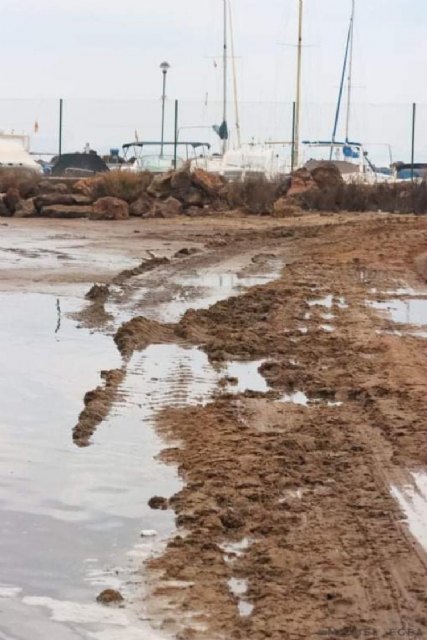 Así limpian minuciosamente las playas del Mar Menor - 2, Foto 2