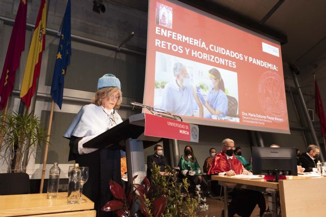 La Universidad de Murcia reconoce el premio a la excelencia de un centenar de estudiantes en la celebración de Santo Tomás de Aquino - 2, Foto 2