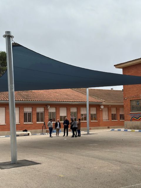 Nuevas actuaciones del Plan Sombra en el CEIP ‘Garre Alpañez’ de Balsicas - 2, Foto 2