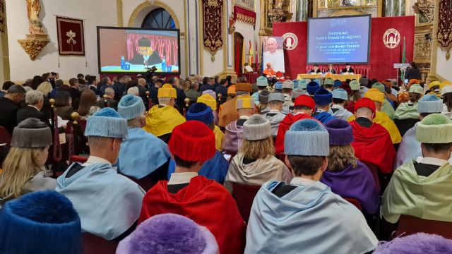 José Luis Bonet, investido Doctor Honoris Causa por la UCAM en una emotiva ceremonia - 1, Foto 1