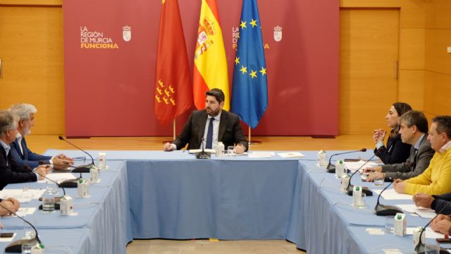 Fecoam reclama a López Miras una apuesta decidida por el modelo cooperativo y recursos propios para el sector agro - 1, Foto 1