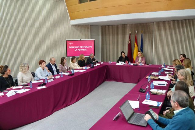 El Gobierno regional destina más de 110 millones anuales a combatir la pobreza - 2, Foto 2