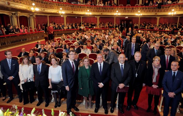 El presidente de la Comunidad asiste al pregón de la Semana Santa de Murcia 2016 - 1, Foto 1