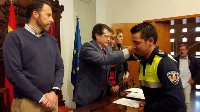 El Alcalde preside la toma de posesión de 3 nuevos funcionarios municipales - 2, Foto 2