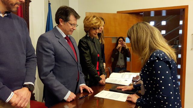 El Alcalde preside la toma de posesión de 3 nuevos funcionarios municipales - 3, Foto 3
