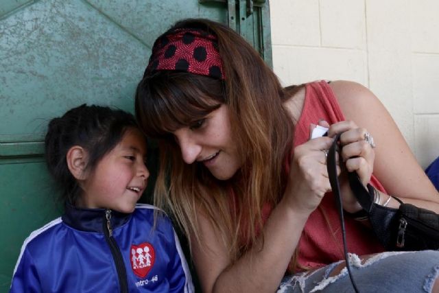 Rozalén durante su viaje a Guatemala con Entreculturas: La educación de las niñas es la vía, la luz, la salida, la oportunidad - 1, Foto 1