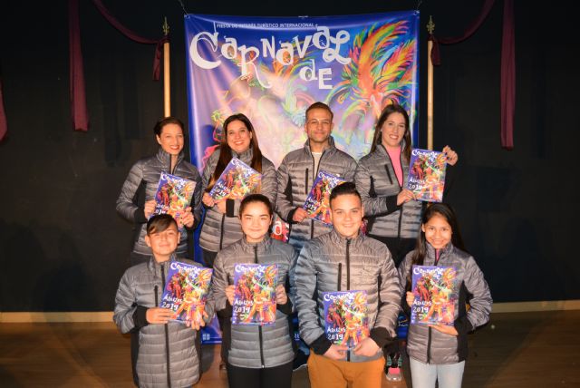 La recaudación por la venta del libro de Carnaval se destinará a la residencia San Francisco - 3, Foto 3