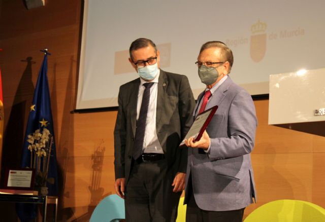 Grupo Fuertes, galardonado con el premio ‘Mare Nostrum’ por su vínculo con las Universidades Públicas de la Región de Murcia, Foto 1