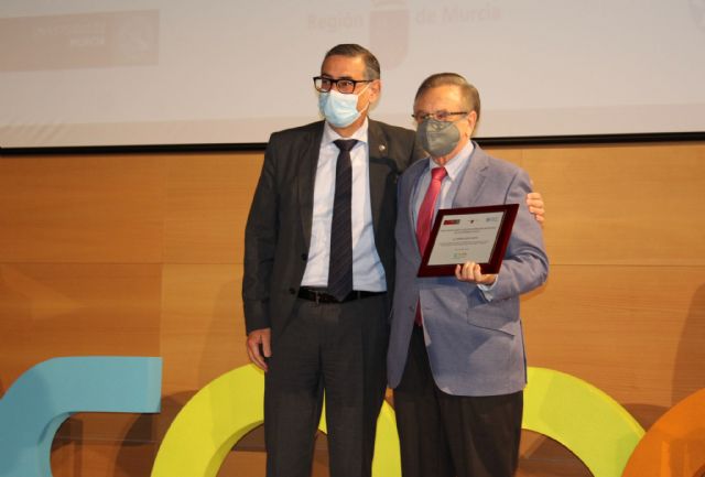 Grupo Fuertes, galardonado con el premio ‘Mare Nostrum’ por su vínculo con las Universidades Públicas de la Región de Murcia, Foto 2