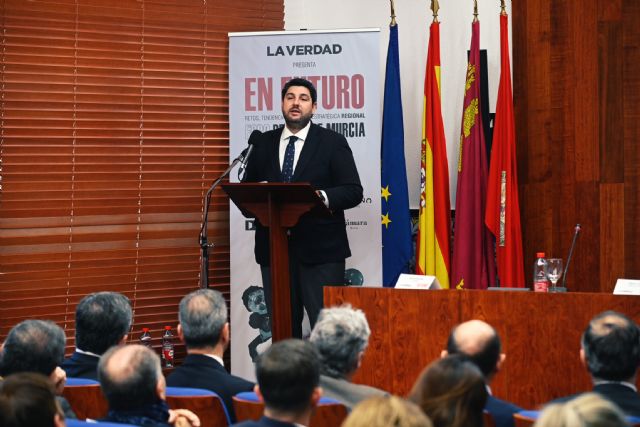 López Miras avanza la inmediata promoción de la Región de Murcia para aumentar la conectividad aérea y ser un destino preferente - 1, Foto 1