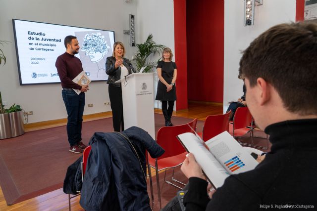 Radiografía de los jóvenes de Cartagena: preocupados por el empleo y la vivienda, y con hábitos saludables - 1, Foto 1