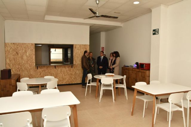 Lorca cuenta con un nuevo estilo de alojamiento gracias a la apertura del ´Hostel Elios´ - 1, Foto 1