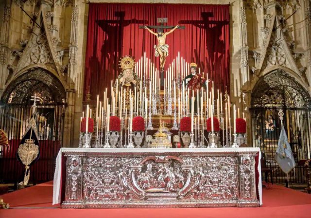 Religión . Sevilla . La Hermandad de los Estudiantes de Sevilla, celebra su centenario en la Catedral hispalense - 3, Foto 3