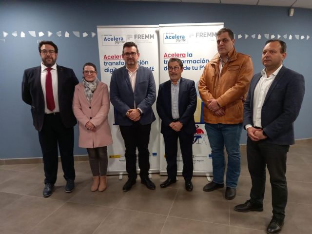 El alcalde de Cieza presenta la Oficina Acelera Pyme para impulsar la digitalización empresarial en la Vega Alta - 1, Foto 1