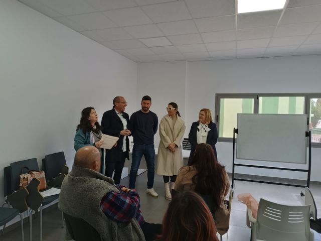 El Ayuntamiento de Puerto Lumbreras entrega diplomas a once alumnos del Programa Mixto de Empleo y Formación (PMEF) de Garantía Juvenil - 3, Foto 3