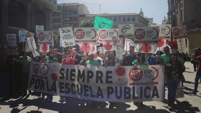 Ludeña: Decimos que no una vez más al desmantelamiento de la escuela pública - 1, Foto 1
