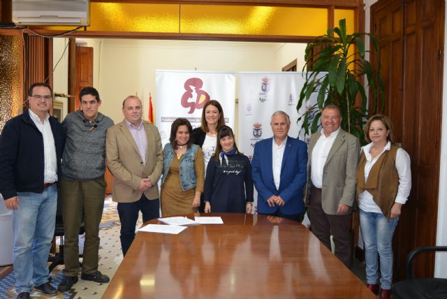 Tres usuarios del Programa SEPAP para personas con discapacidad consiguen un contrato de trabajo en empresas de Águilas - 1, Foto 1