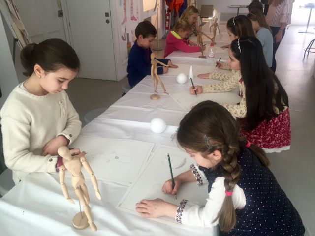 Los museos invitan a descubrir las joyas arqueológicas de la Región y la obra de artistas como Párraga y Torregar durante estas fiestas - 2, Foto 2