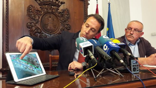 El Alcalde de Lorca ratifica su apoyo a los vecinos del poblado de Puntas de Calnegre y pone a su disposición a los servicios técnicos municipales - 1, Foto 1