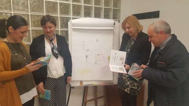 La Comunidad atiende a 215 personas en el punto de encuentro familiar para menores expuestos a violencia de género de Murcia - 1, Foto 1