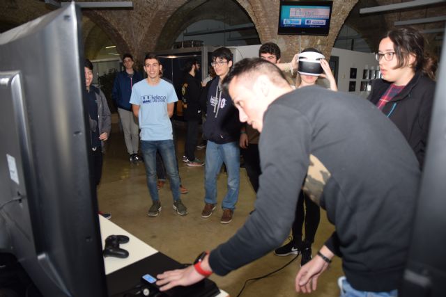 Combates acolchados y torneos de e-sports con menos de un milisegundo de retardo en la undécima Teleco LAN Party - 1, Foto 1