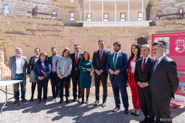 El presidente del Gobierno visita el Palacio Consistorial y el Anfiteatro Romano - 1, Foto 1