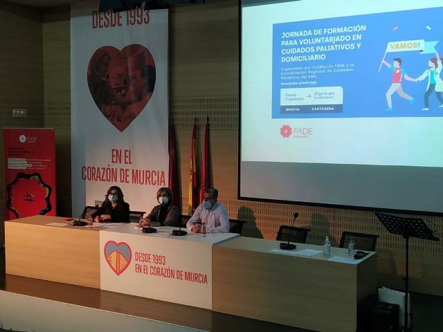 Más de un centenar de voluntarios se forman en cuidados paliativos y atención domiciliaria - 2, Foto 2