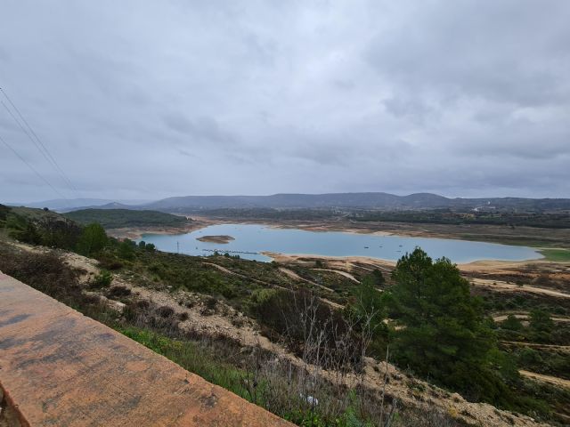 “Los datos están ahí, trasvasamos por sistema de la España Seca a una España húmeda” - 1, Foto 1