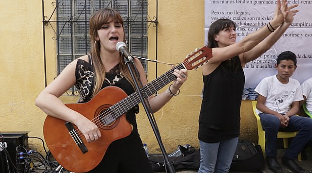 Rozalén viaja a ecuador con entreculturas para conocer sus proyectos - 1, Foto 1