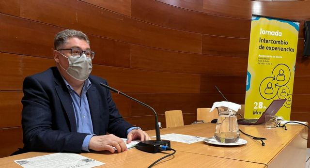 Medio centenar de docentes intercambian experiencias en una jornada sobre la Red de Escuelas Verdes - 1, Foto 1