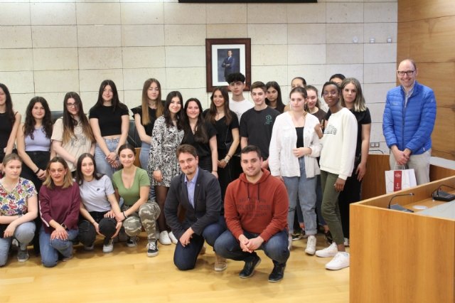 Ofrecen una recepción institucional a los alumnos franceses e italianos participantes en un intercambio con estudiantes del IES Juan de la Cierva, Foto 3