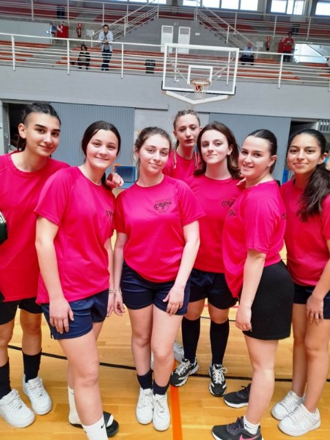 El equipo juvenil femenino de Fútbol Sala del IES Juan de la Cierva se proclama subcampeón regional en la Final Regional de Deportes de equipo, que se celebró el Lorca, Foto 5