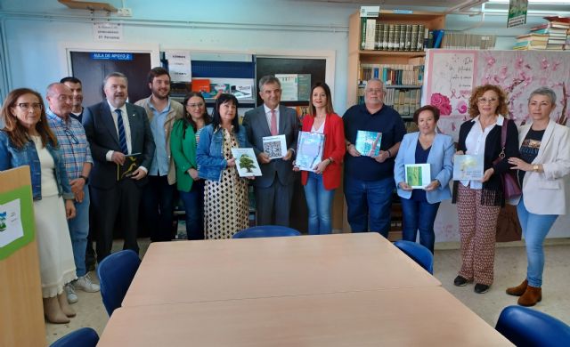 La Comunidad presenta la colección de libros Ricardo Codorníu sobre los ecosistemas y medio natural de la Región de Murcia - 1, Foto 1