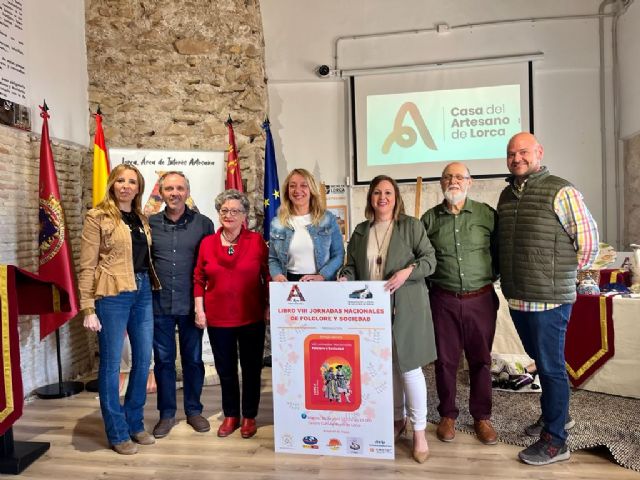 La 1ª edición del libro VIII Jornadas Nacionales de Folklore y Sociedadrecogerá el contenido de las conferencias populares, religiosas, literarios y costumbristas celebradas el 22 y 23 de octubre del 2021 en Lorca - 1, Foto 1